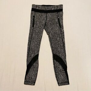 Lululemon Inspire Tight II Power Luxtreme Suited Jacquard Black White Size 6